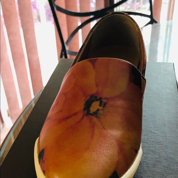 Patricia Nash Flats - Picture 2 of 5